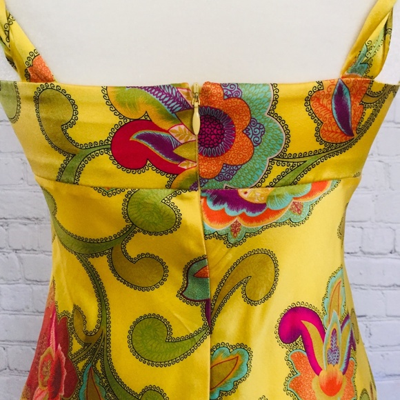 Trina Turk Silk Blouse Top Yellow Florals - Picture 3 of 7